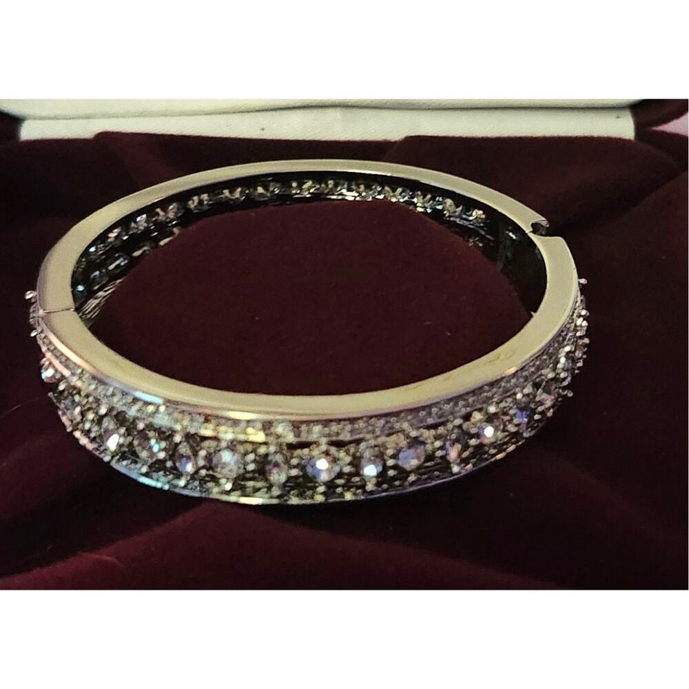 Camrose & Kross JBK Jackie Kennedy  Rhinestone Hinged Bangle Bracelet Box COA